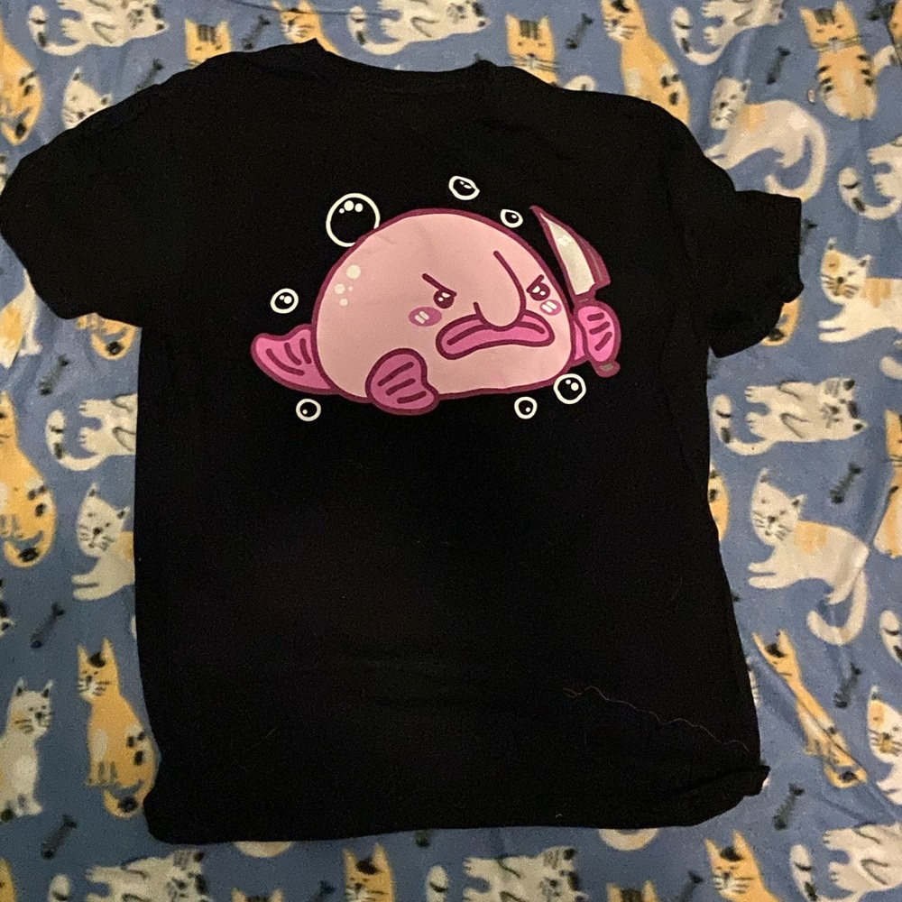 Cute Blaxk, Trendy, Cartoon BlobFish with Knife Hit Topic Shirt